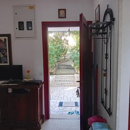 Apartment Botanicheskiy Sad Сутоморе Екстериор снимка
