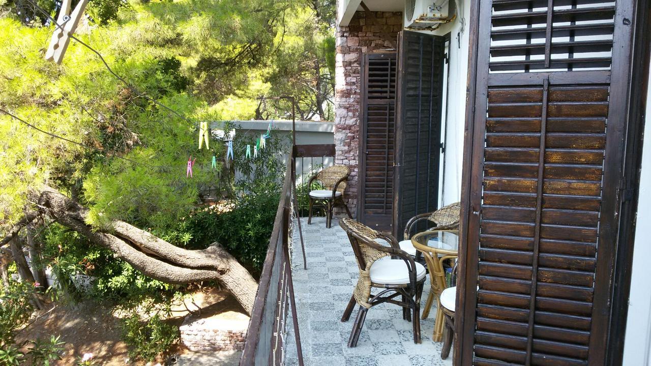 Apartment Botanicheskiy Sad Сутоморе Екстериор снимка